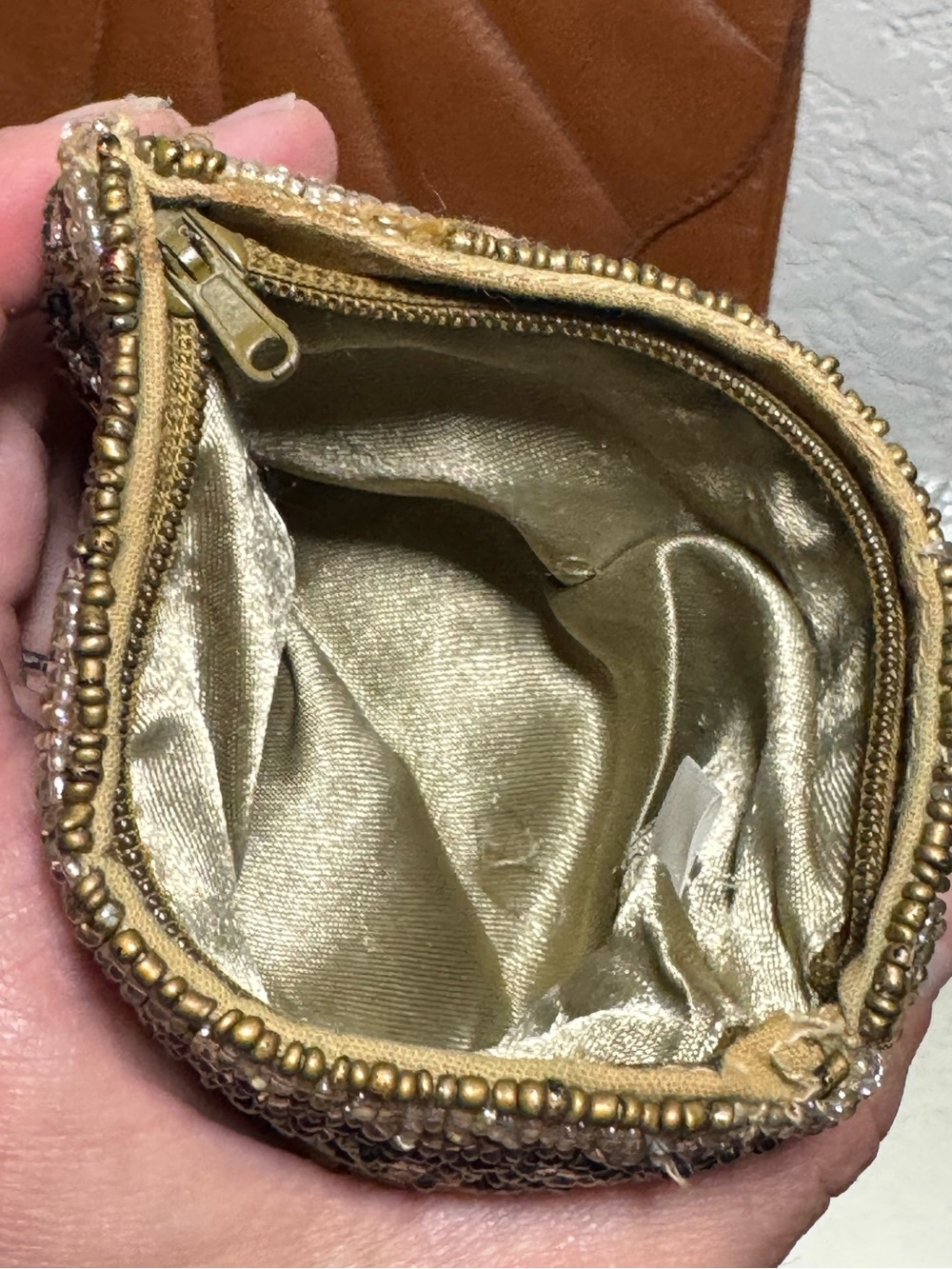 Vintage Leather Wristlet Clutch w/Vintage Beaded Coin Purse - Picture 10 of 13